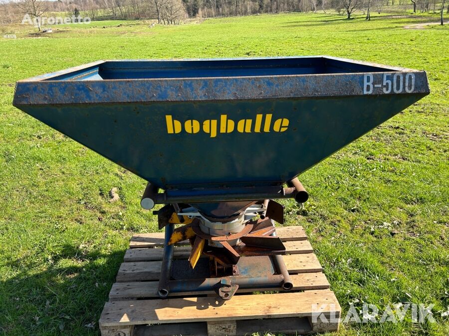 espalhador de adubo montado Bogballe B-500