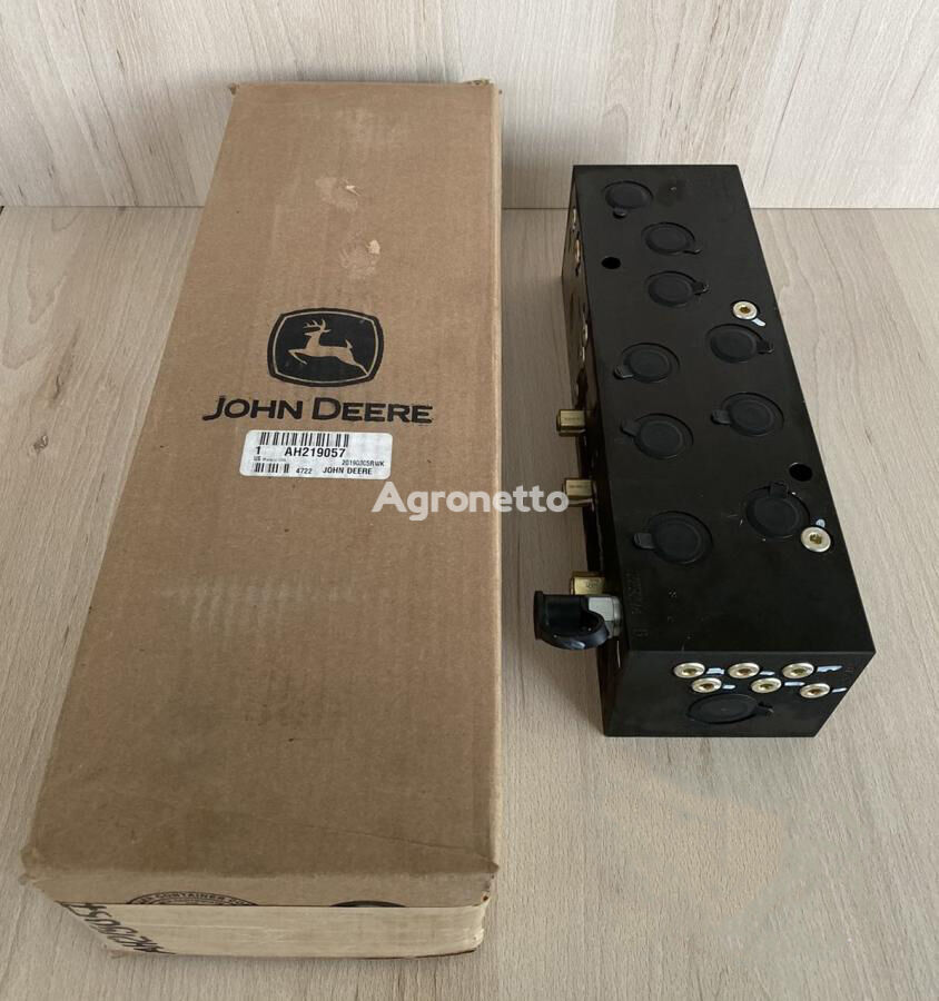 distribuidor hidráulico John Deere AH219057 para ceifeira-debulhadora John Deere