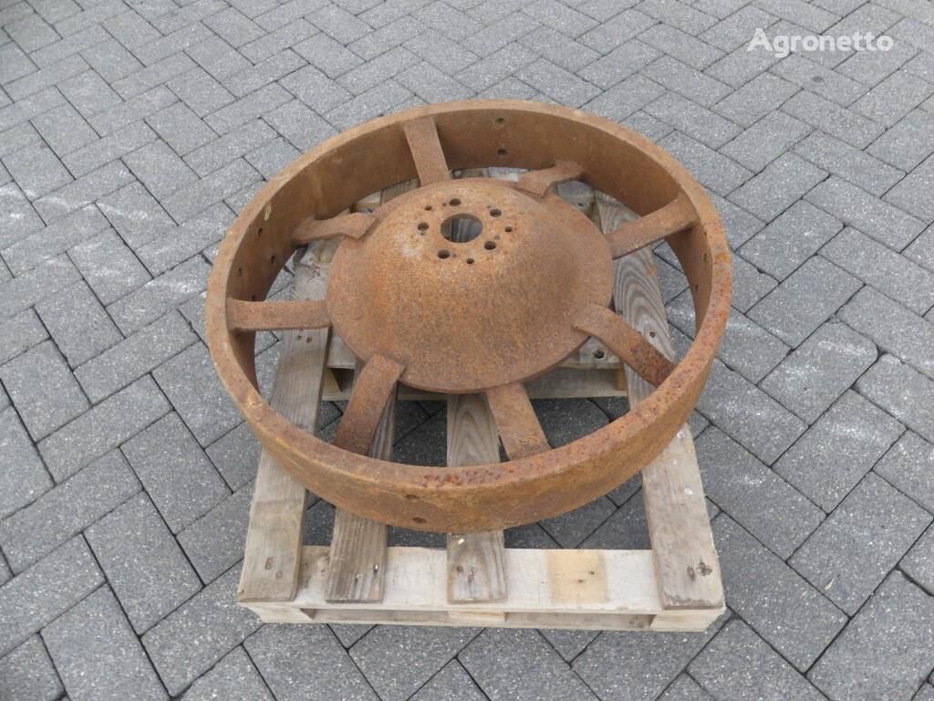 roda Lanz Bulldog steel front wheel
