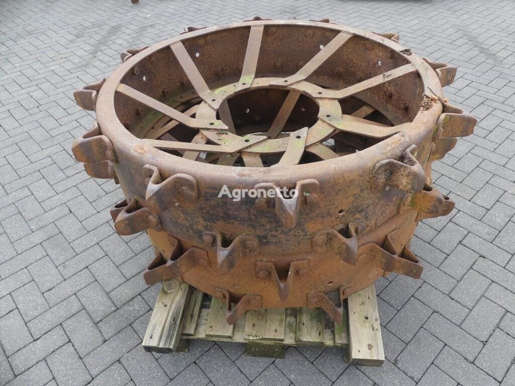 roda Lanz Bulldog steel wheels